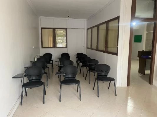 نسرین عشقی صور العيادة و موقع العمل3